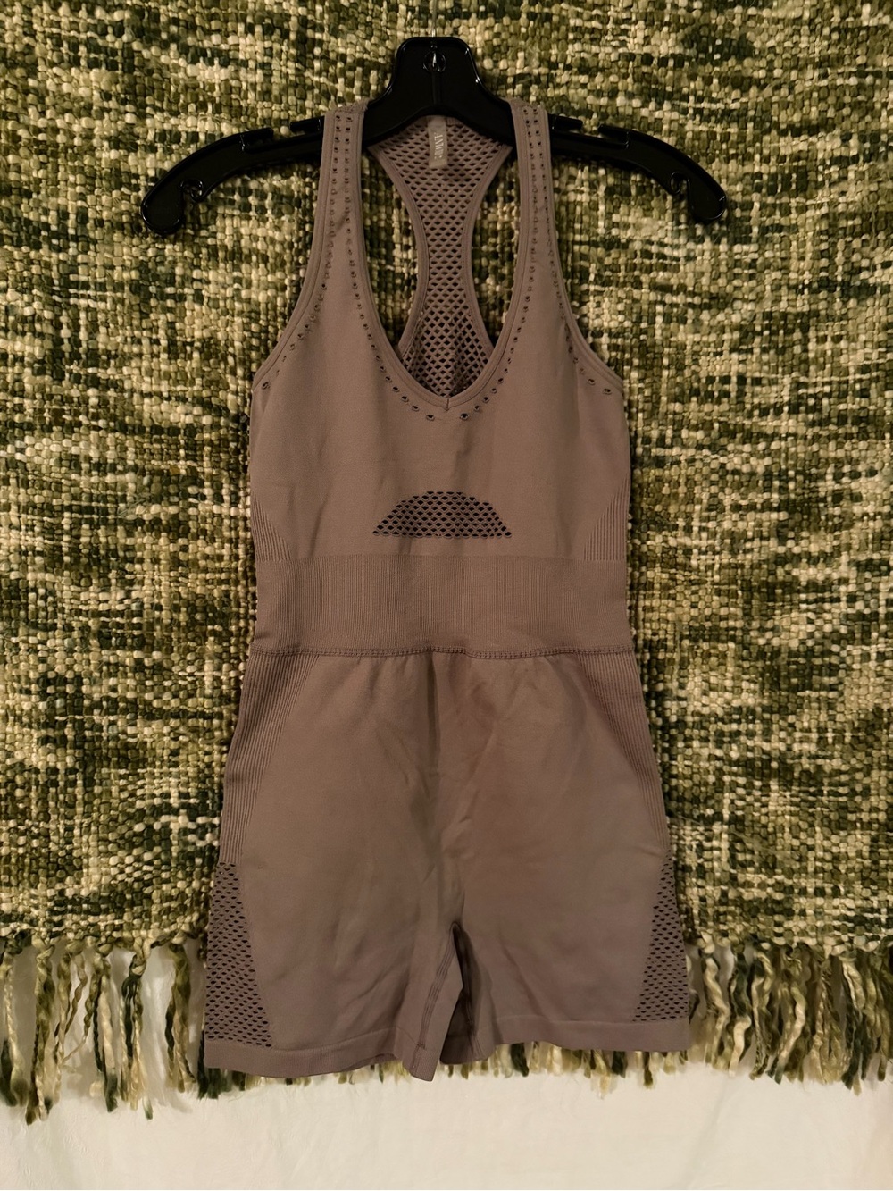 ANWND seamless sports jumpsuit (or unitard) size S/M - Picture 4 of 6